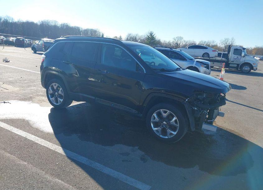 2019 Jeep Compass LIMITED 4X4 (VIN 3C4NJDCBXKT854796) main photo