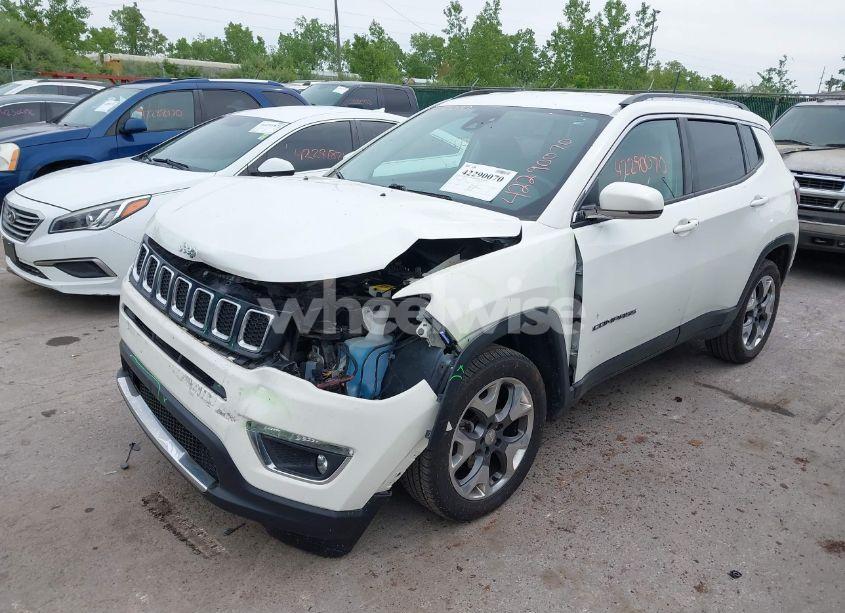 Photo 2 of 2021 Jeep Compass LIMITED 4X4 (VIN 3C4NJDCBXMT515300)