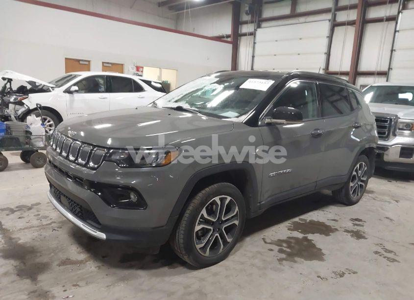 Photo 2 of 2022 Jeep Compass LIMITED 4X4 (VIN 3C4NJDCBXNT101483)