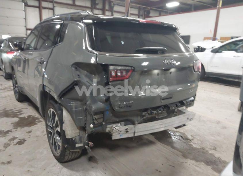 Photo 6 of 2022 Jeep Compass LIMITED 4X4 (VIN 3C4NJDCBXNT101483)