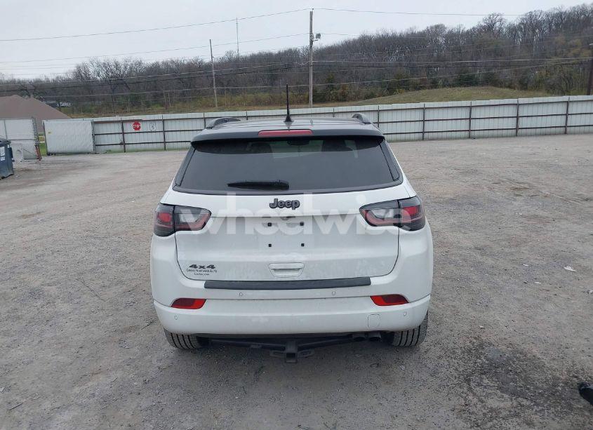 Photo 16 of 2022 Jeep Compass HIGH ALTITUDE 4X4 (VIN 3C4NJDCBXNT119966)