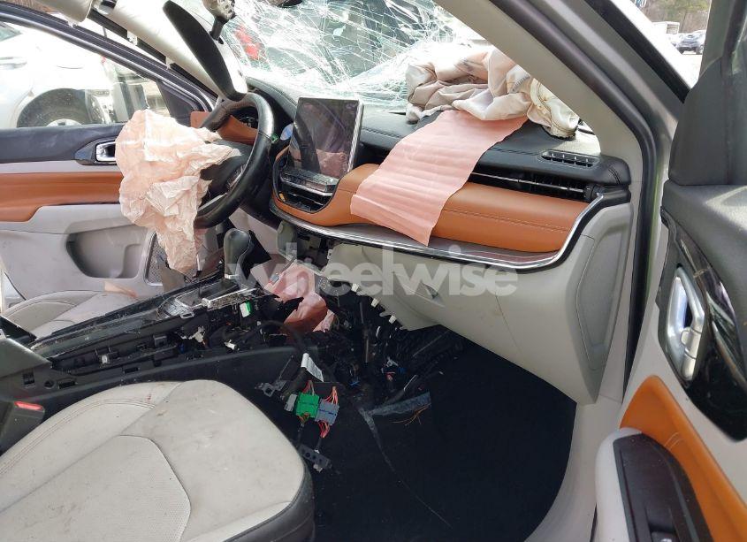 Photo 5 of 2022 Jeep Compass LIMITED 4X4 (VIN 3C4NJDCBXNT158234)