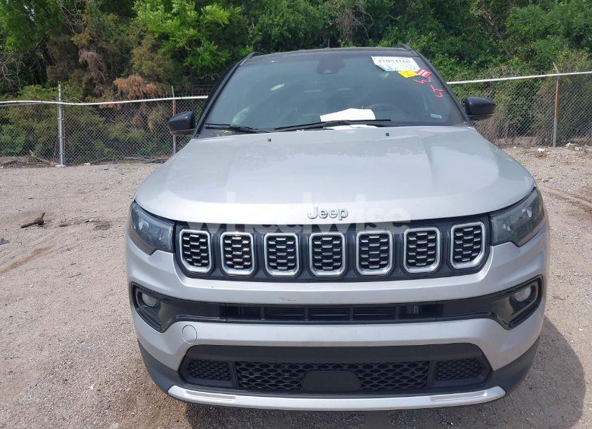 Photo 12 of 2024 Jeep Compass LIMITED 4X4 (VIN 3C4NJDCN0RT113691)