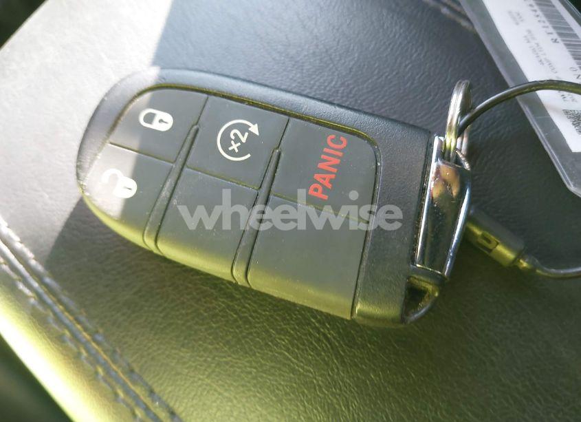 Photo 11 of 2024 Jeep Compass LIMITED 4X4 (VIN 3C4NJDCN0RT125467)