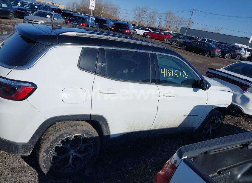 Photo 13 of 2024 Jeep Compass LIMITED 4X4 (VIN 3C4NJDCN0RT125467)