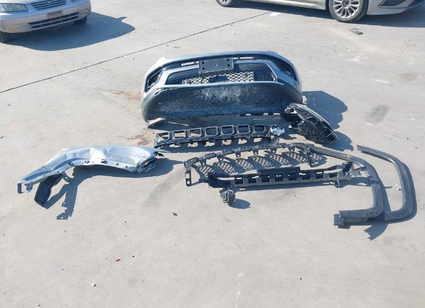 Photo 12 of 2024 Jeep Compass LIMITED 4X4 (VIN 3C4NJDCN0RT582148)