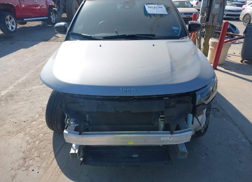 Photo 18 of 2024 Jeep Compass LIMITED 4X4 (VIN 3C4NJDCN0RT582148)