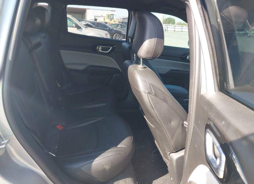 Photo 8 of 2024 Jeep Compass LIMITED 4X4 (VIN 3C4NJDCN0RT582148)