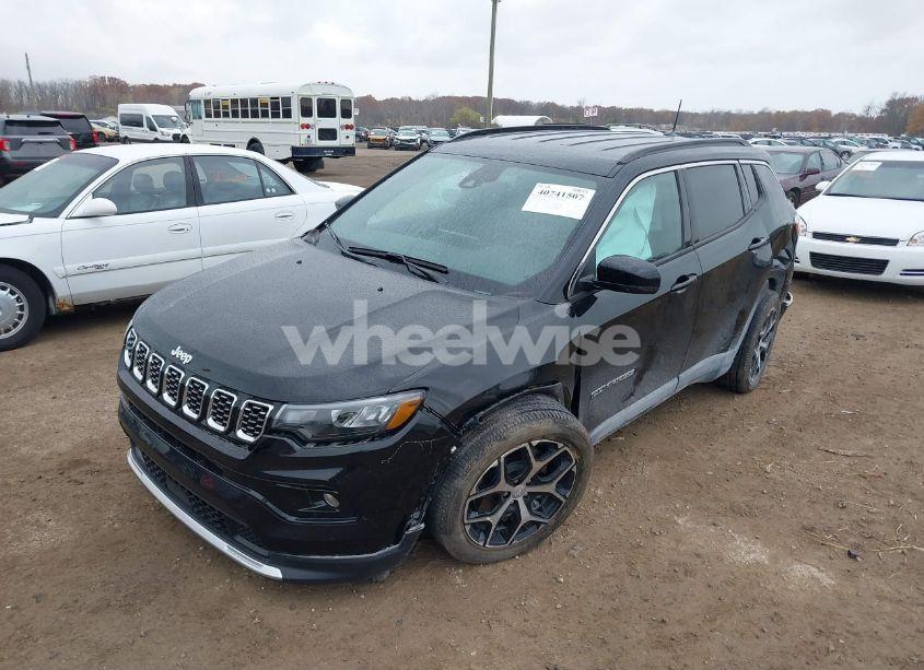 Photo 6 of 2024 Jeep Compass LIMITED 4X4 (VIN 3C4NJDCN1RT141824)