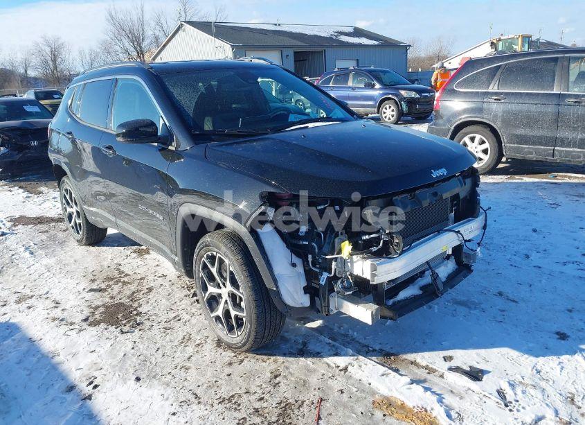 2024 Jeep Compass LIMITED 4X4 (VIN 3C4NJDCN1RT156355) main photo