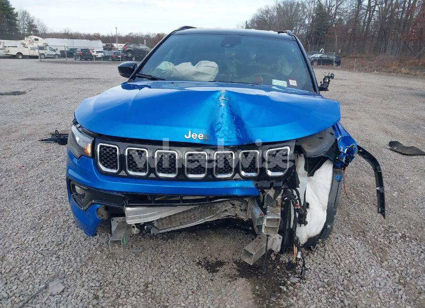 Photo 6 of 2024 Jeep Compass LIMITED 4X4 (VIN 3C4NJDCN1RT582353)