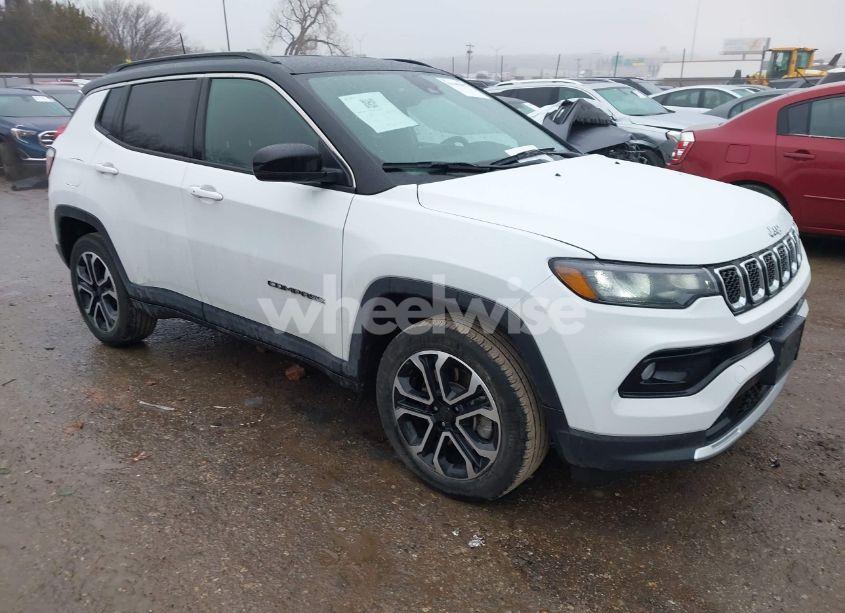 2024 Jeep Compass LIMITED 4X4 (VIN 3C4NJDCN1RT595975) main photo