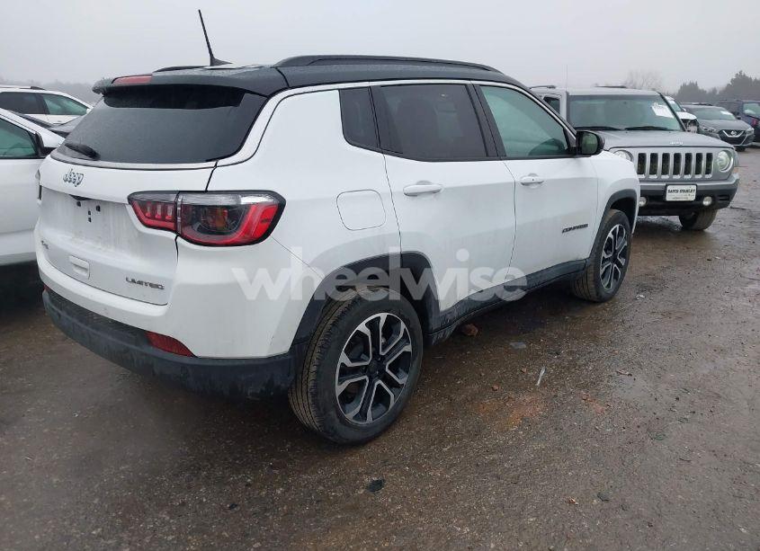 Photo 4 of 2024 Jeep Compass LIMITED 4X4 (VIN 3C4NJDCN1RT595975)