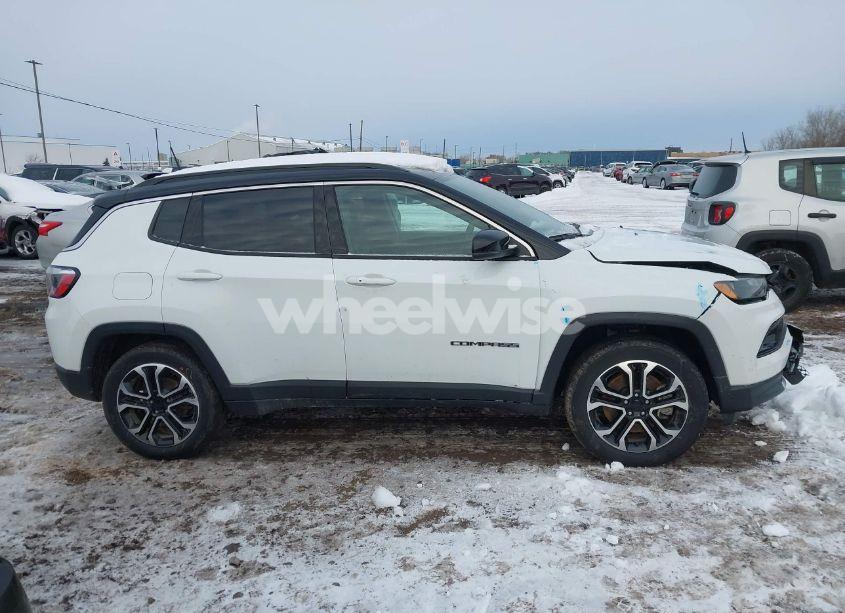 Photo 13 of 2024 Jeep Compass LIMITED 4X4 (VIN 3C4NJDCN1RT608630)