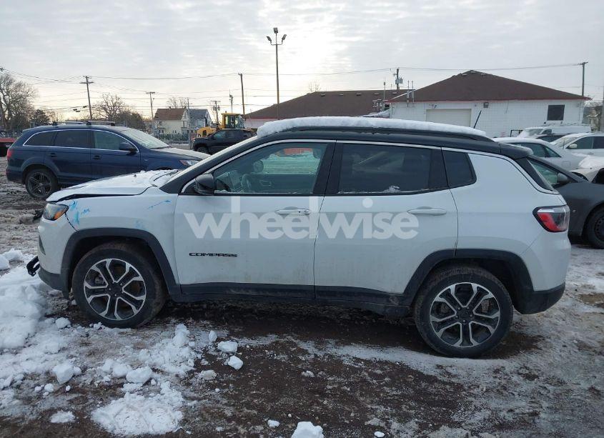 Photo 14 of 2024 Jeep Compass LIMITED 4X4 (VIN 3C4NJDCN1RT608630)
