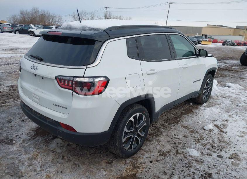 Photo 4 of 2024 Jeep Compass LIMITED 4X4 (VIN 3C4NJDCN1RT608630)