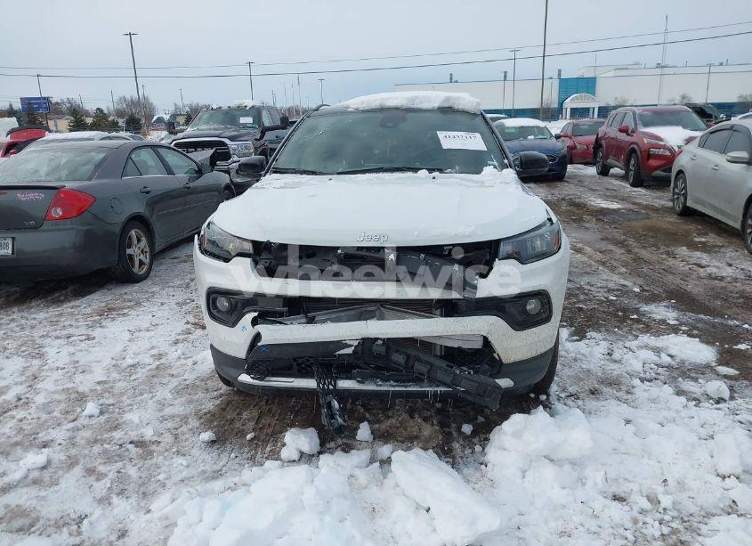 Photo 6 of 2024 Jeep Compass LIMITED 4X4 (VIN 3C4NJDCN1RT608630)