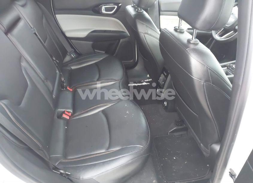 Photo 8 of 2024 Jeep Compass LIMITED 4X4 (VIN 3C4NJDCN1RT608630)