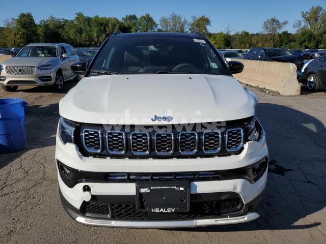 Photo 3 of 2025 JEEP COMPASS LIMITED (VIN 3C4NJDCN1ST592306)