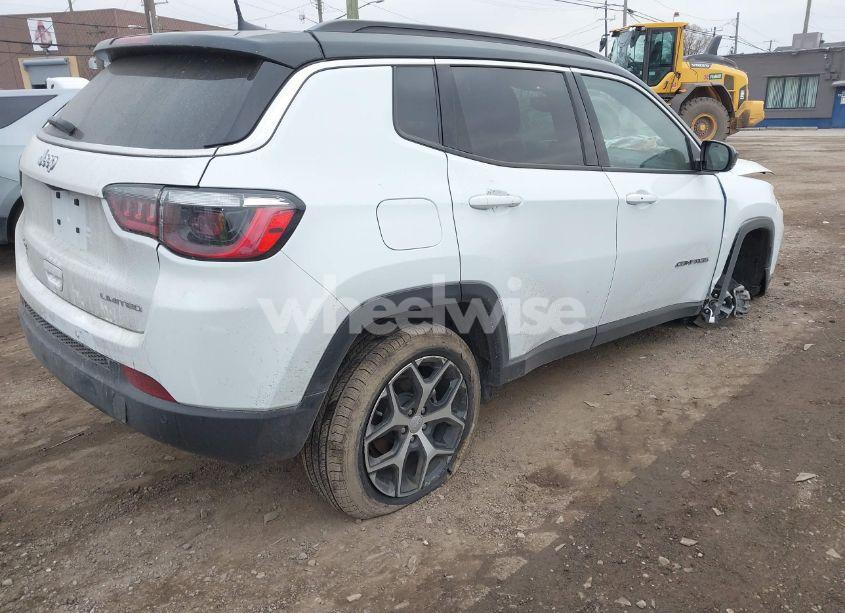 Photo 4 of 2024 Jeep Compass LIMITED 4X4 (VIN 3C4NJDCN2RT127446)