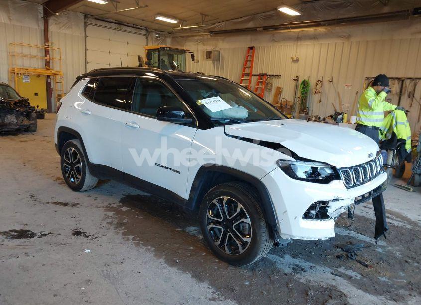 2024 Jeep Compass LIMITED 4X4 (VIN 3C4NJDCN2RT593278) main photo