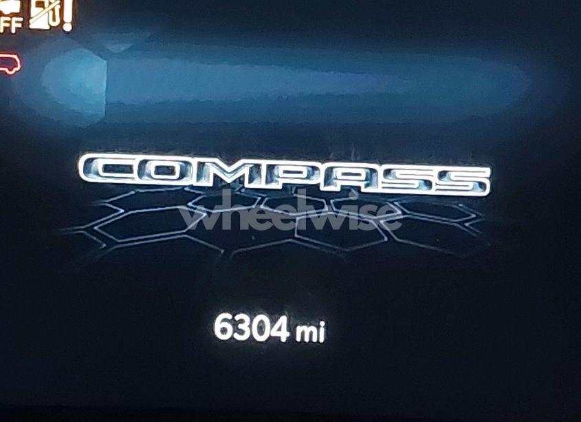Photo 15 of 2024 Jeep Compass LIMITED 4X4 (VIN 3C4NJDCN2RT593278)