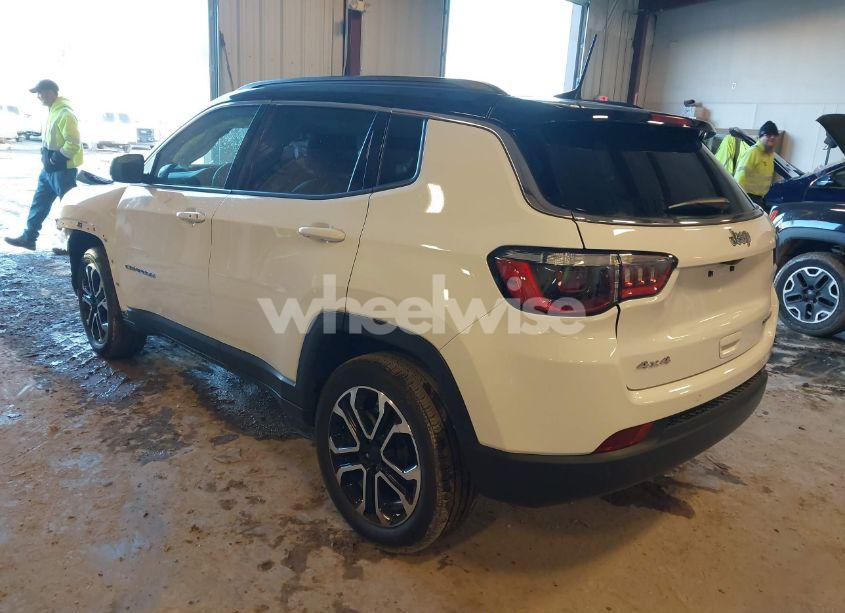 Photo 3 of 2024 Jeep Compass LIMITED 4X4 (VIN 3C4NJDCN2RT593278)