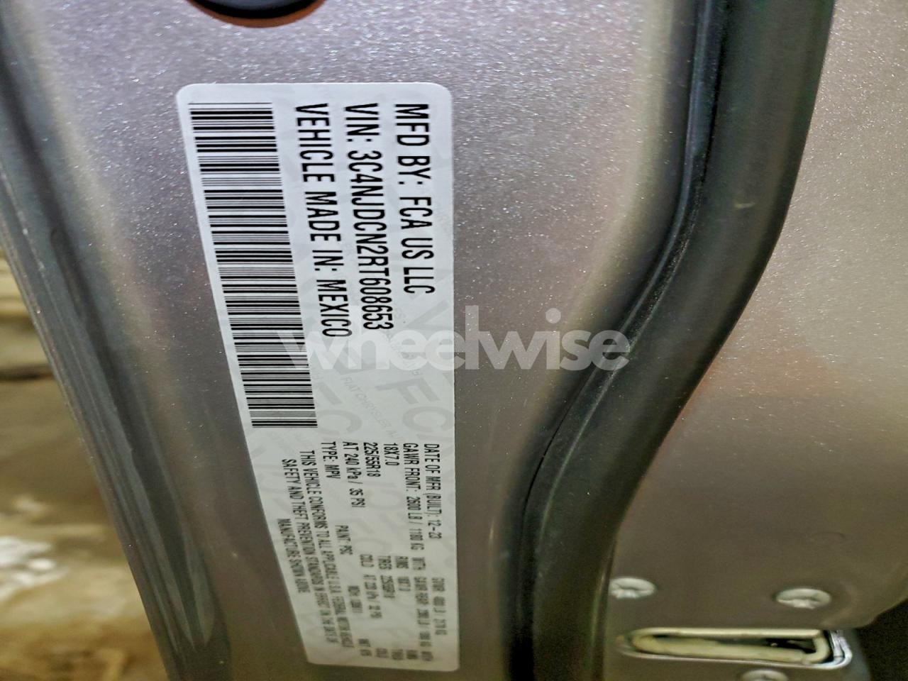 Photo 13 of 2024 JEEP COMPASS LIMITED (VIN 3C4NJDCN2RT608653)