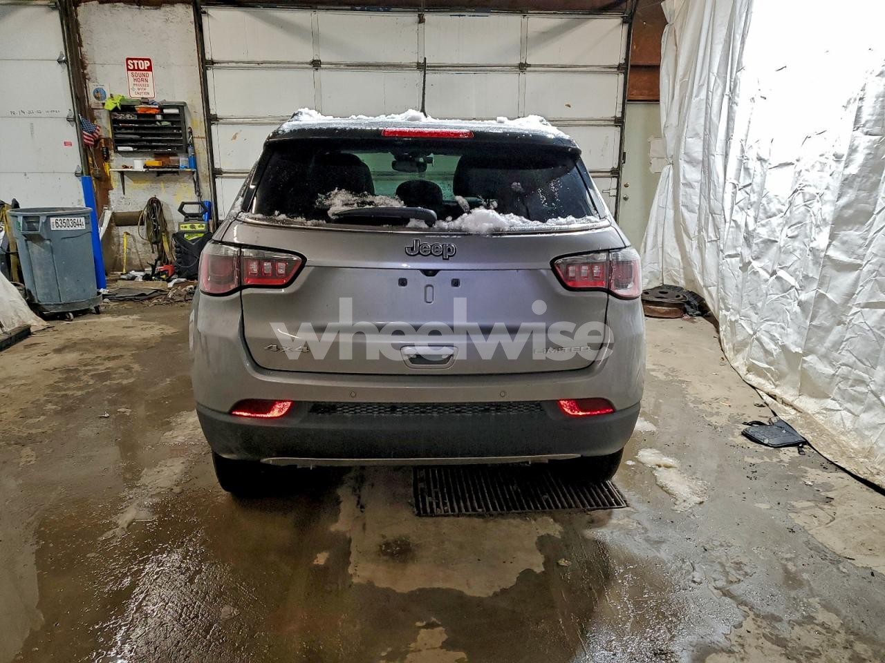 Photo 6 of 2024 JEEP COMPASS LIMITED (VIN 3C4NJDCN2RT608653)