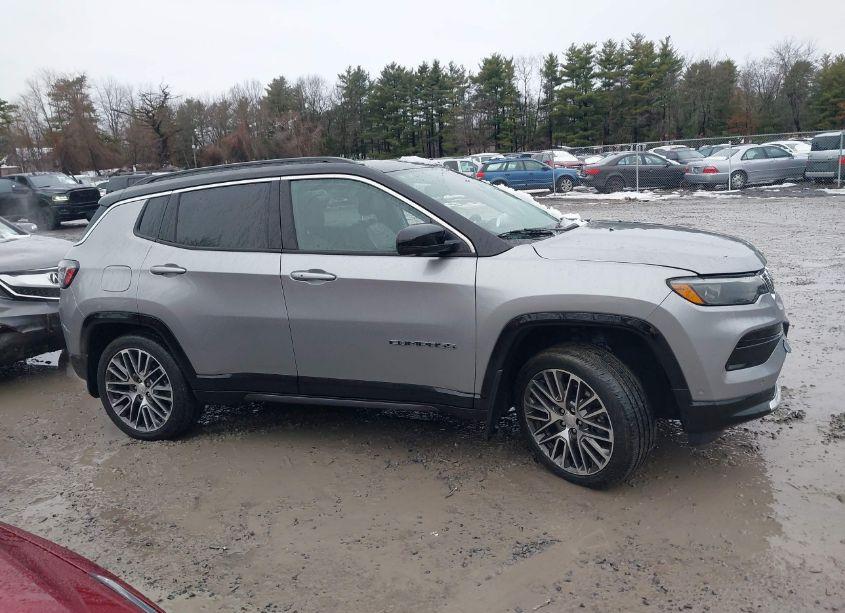 Photo 13 of 2023 Jeep Compass LIMITED 4X4 (VIN 3C4NJDCN3PT523852)