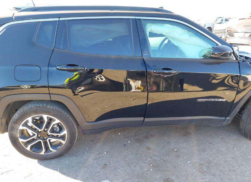 Photo 12 of 2024 Jeep Compass LIMITED 4X4 (VIN 3C4NJDCN3RT586842)