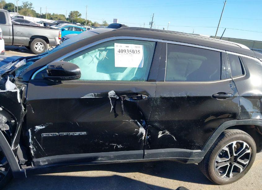 Photo 13 of 2024 Jeep Compass LIMITED 4X4 (VIN 3C4NJDCN3RT586842)