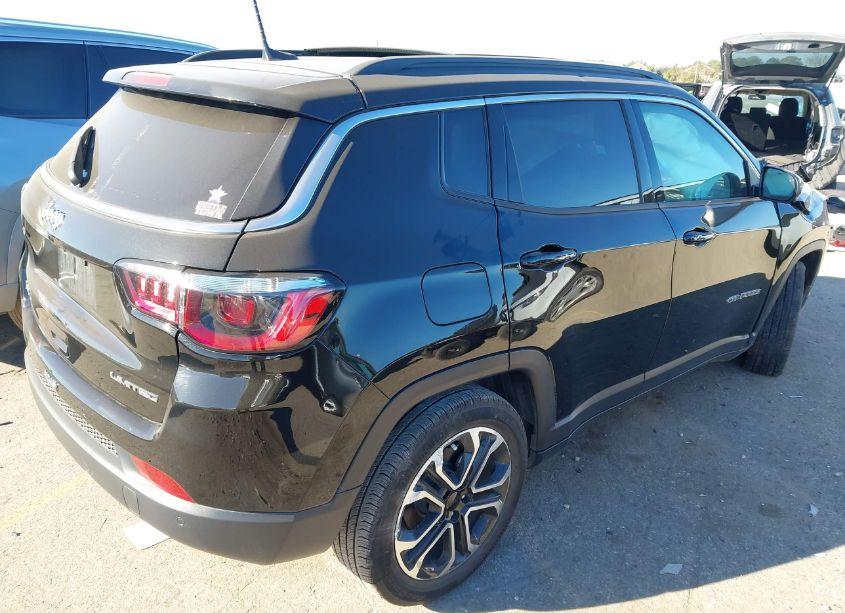 Photo 4 of 2024 Jeep Compass LIMITED 4X4 (VIN 3C4NJDCN3RT586842)