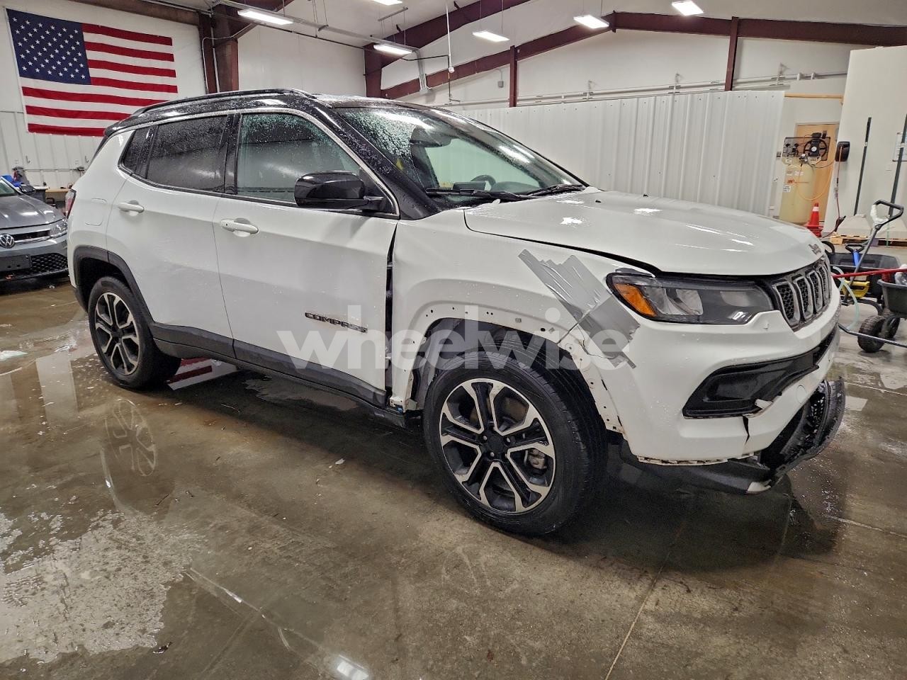 Photo 4 of 2024 JEEP COMPASS LIMITED (VIN 3C4NJDCN3RT610606)