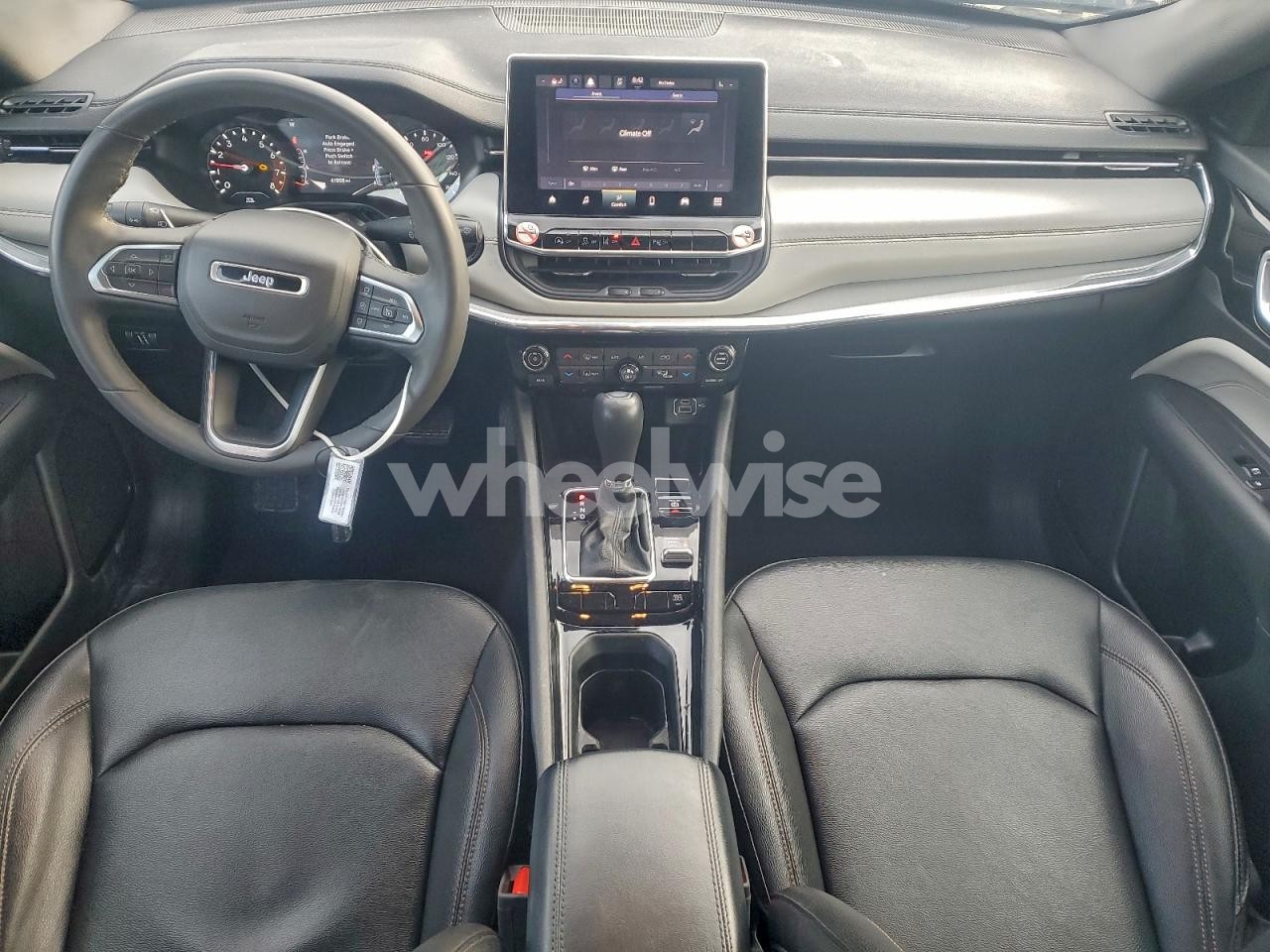 Photo 8 of 2024 JEEP COMPASS LIMITED (VIN 3C4NJDCN3RT610606)