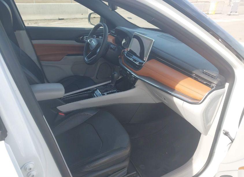 Photo 5 of 2023 Jeep Compass LIMITED 4X4 (VIN 3C4NJDCN4PT566547)