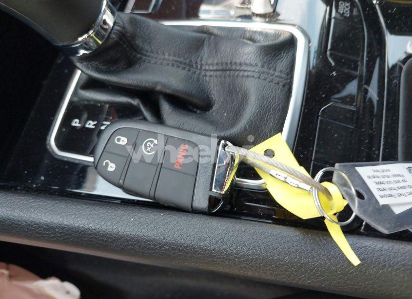 Photo 11 of 2024 Jeep Compass LIMITED 4X4 (VIN 3C4NJDCN4RT595193)