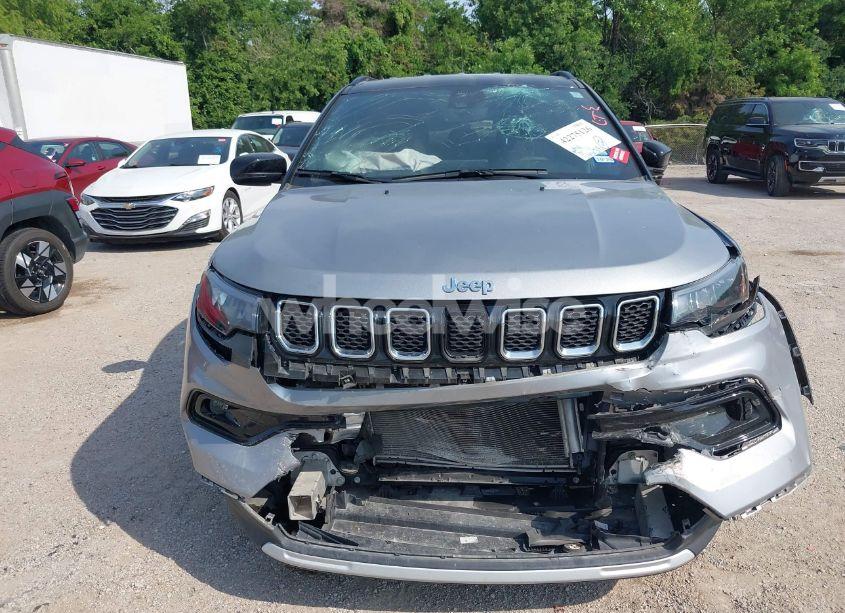 Photo 12 of 2024 Jeep Compass LIMITED 4X4 (VIN 3C4NJDCN4RT595193)