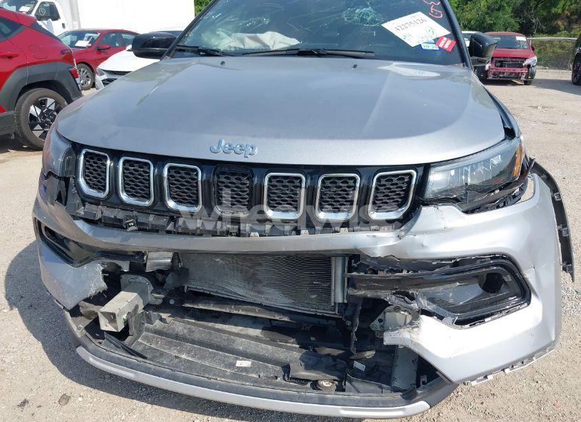 Photo 6 of 2024 Jeep Compass LIMITED 4X4 (VIN 3C4NJDCN4RT595193)