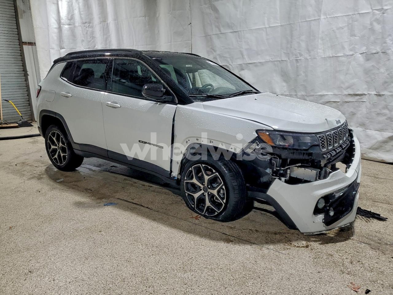 Photo 4 of 2025 JEEP COMPASS LIMITED (VIN 3C4NJDCN4ST521228)