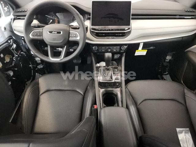 Photo 3 of 2025 JEEP COMPASS LIMITED (VIN 3C4NJDCN4ST522542)