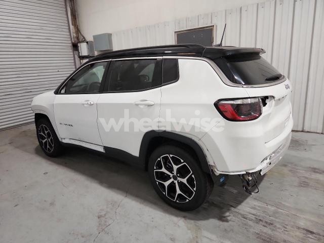 Photo 4 of 2025 JEEP COMPASS LIMITED (VIN 3C4NJDCN4ST522542)