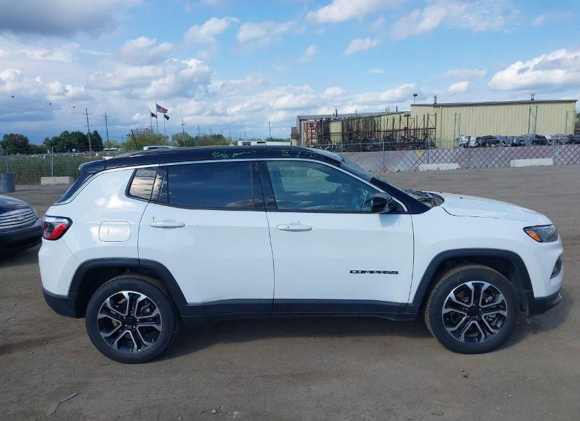 Photo 13 of 2023 Jeep Compass LIMITED 4X4 (VIN 3C4NJDCN5PT537008)