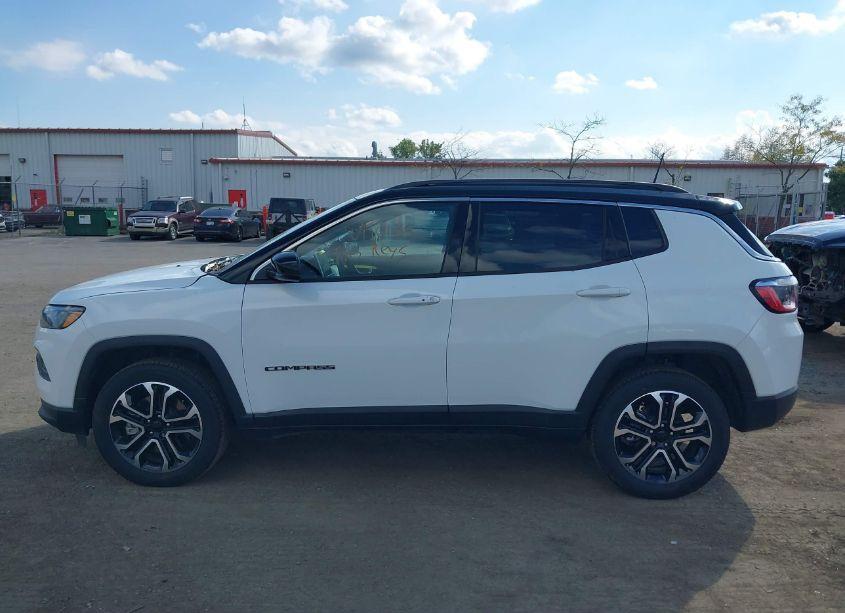 Photo 14 of 2023 Jeep Compass LIMITED 4X4 (VIN 3C4NJDCN5PT537008)