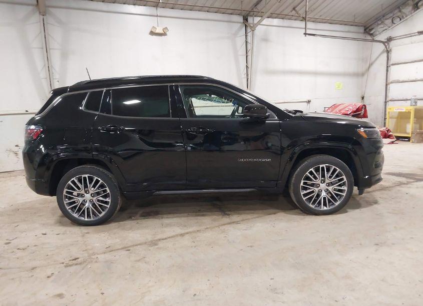 Photo 13 of 2023 Jeep Compass LIMITED 4X4 (VIN 3C4NJDCN5PT555184)