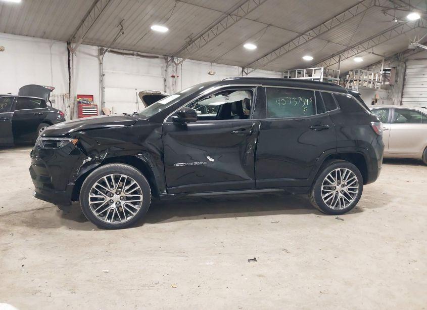 Photo 14 of 2023 Jeep Compass LIMITED 4X4 (VIN 3C4NJDCN5PT555184)