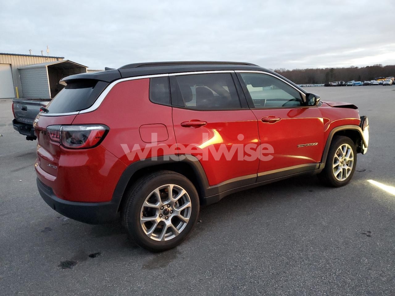 Photo 3 of 2025 JEEP COMPASS LIMITED (VIN 3C4NJDCN5ST513249)