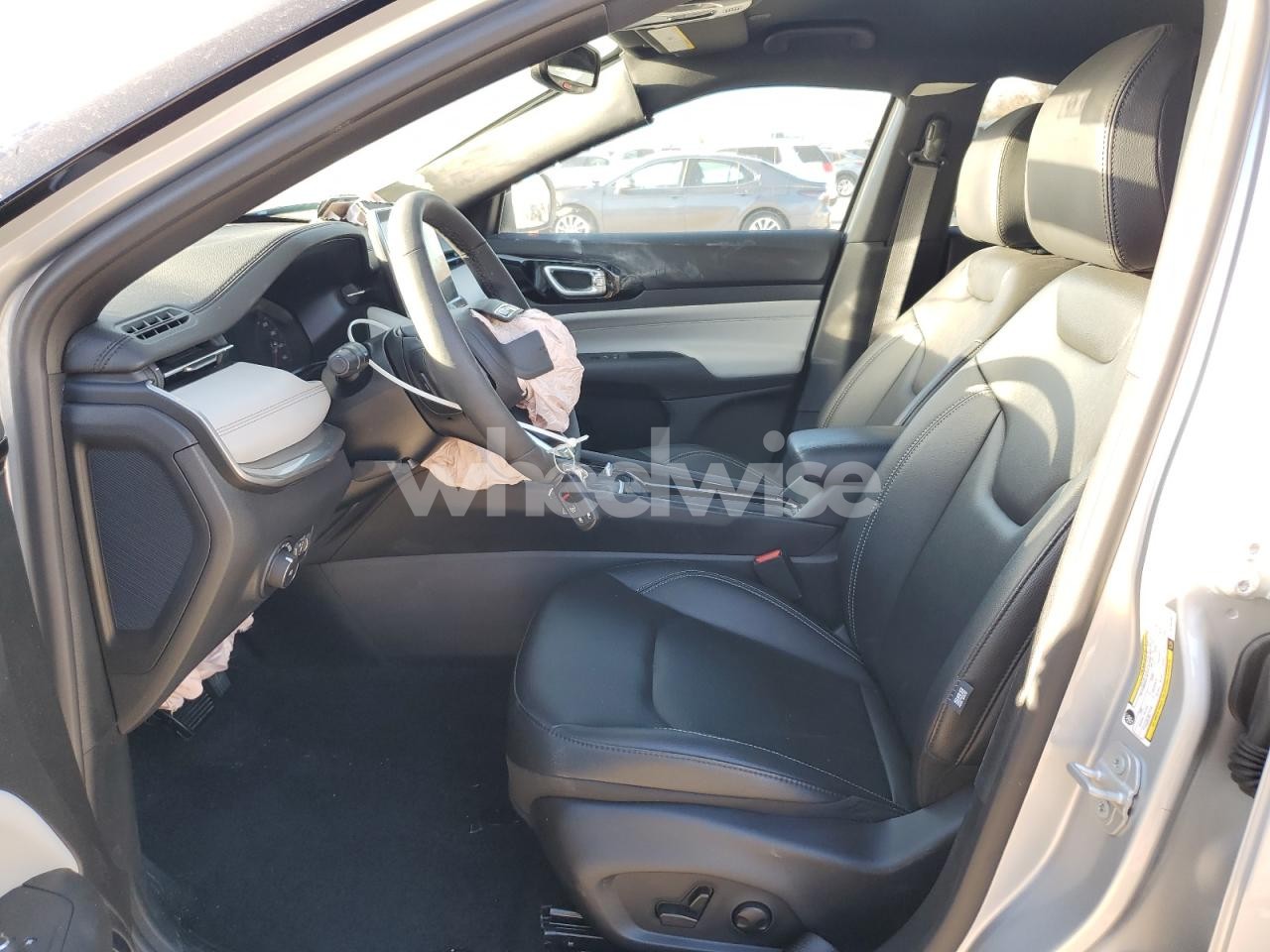 Photo 7 of 2025 JEEP COMPASS LIMITED (VIN 3C4NJDCN5ST602867)