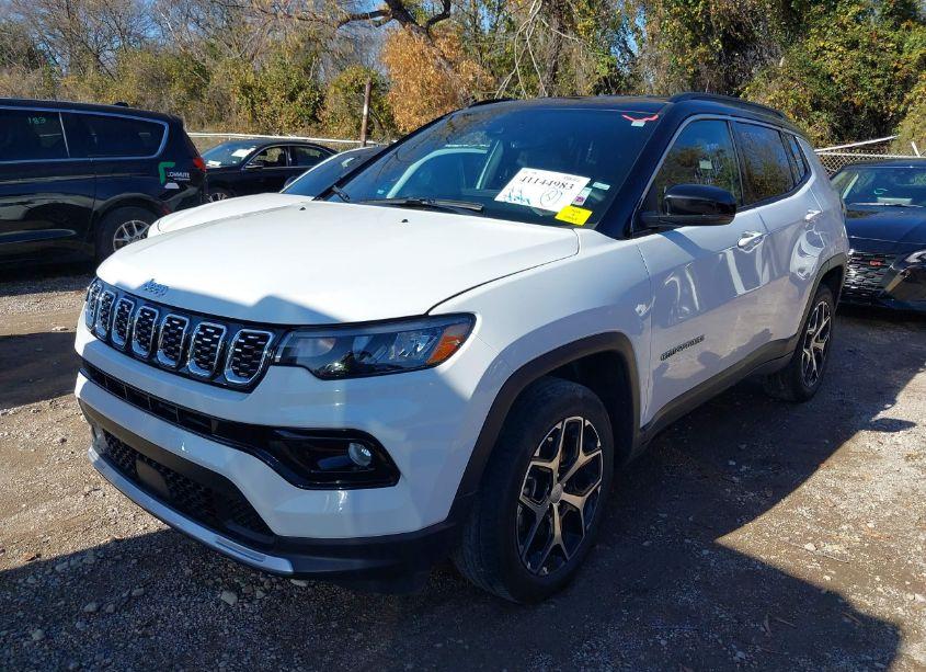 Photo 2 of 2024 Jeep Compass LIMITED 4X4 (VIN 3C4NJDCN6RT125408)
