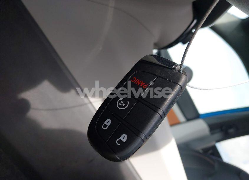 Photo 11 of 2024 Jeep Compass LIMITED 4X4 (VIN 3C4NJDCN6RT586902)